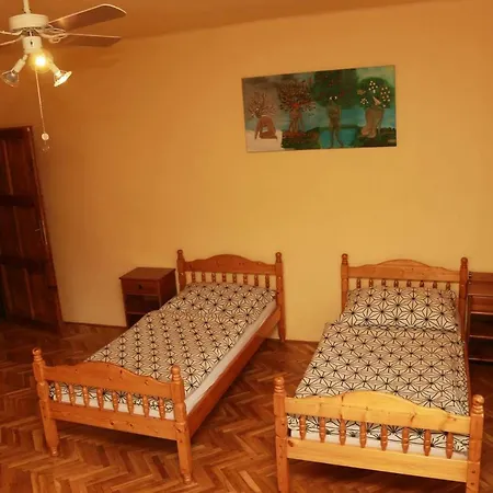 Ranc Divoky Zapadakov Κατάλυμα σε φάρμα *